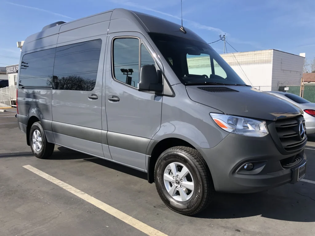 perrys_tours_mercedes_sprinter_3